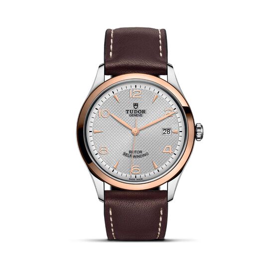 Tudor 1926 Boîtier en acier 39 mm^ lunette en or rose^ cadran argenté image number 0