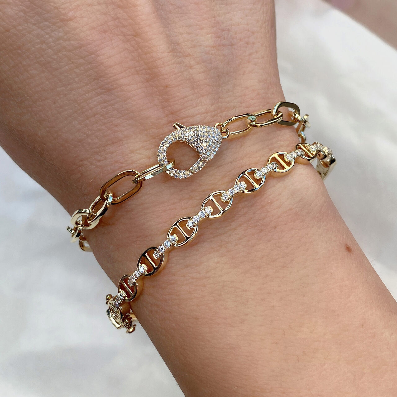 Shy Creation Kate Yellow Gold and Diamond Paper Clip Link Bracelet SC55023436 Model image number 1