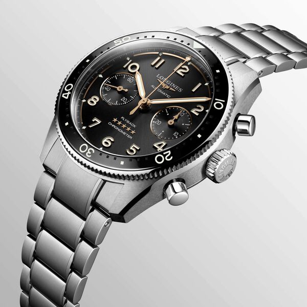 Spirit Flyback 42 mm chronograph automatique en acier inoxydable