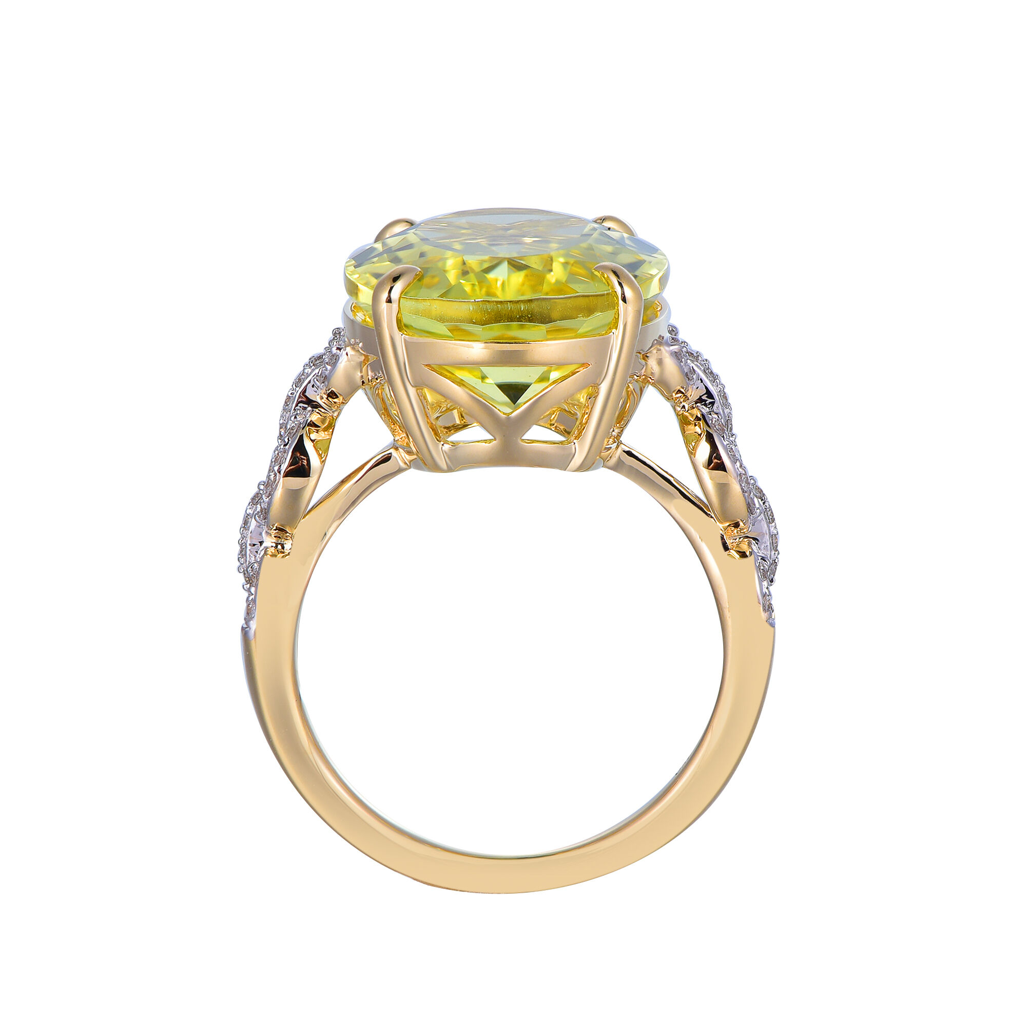 Oval Lemon Quartz Ring in Yellow Gold