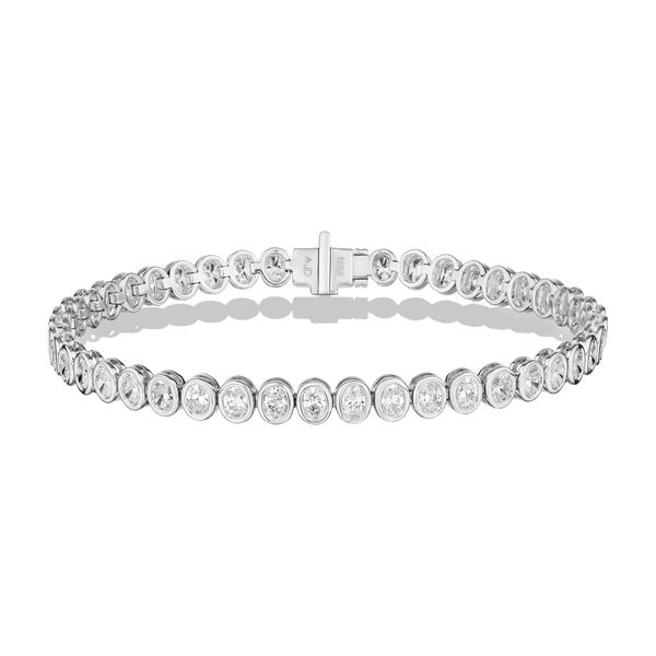 Bracelet en ligne de diamant en coupe ovale en or blanc