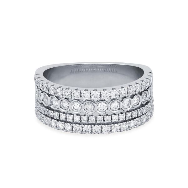Bague fine en diamants