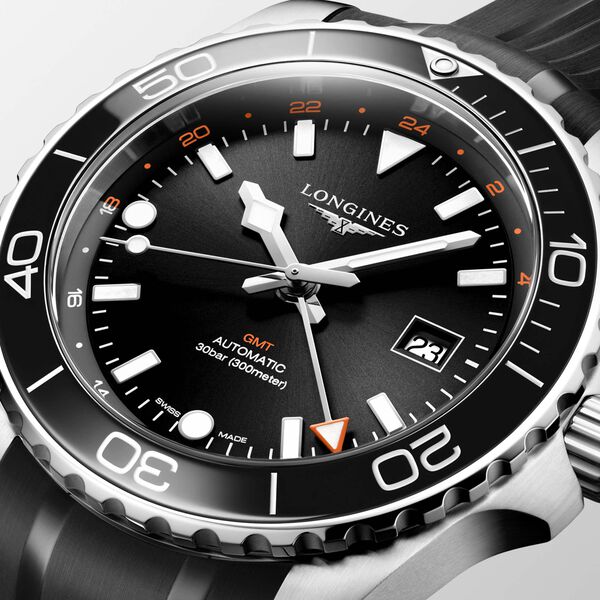HydroConquest 43 mm GMT automatique en acier inoxydable