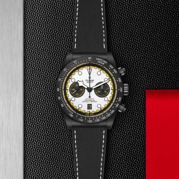 Black Bay Chrono Carbon 26 Automatic Chronograph 42 mm Carbon