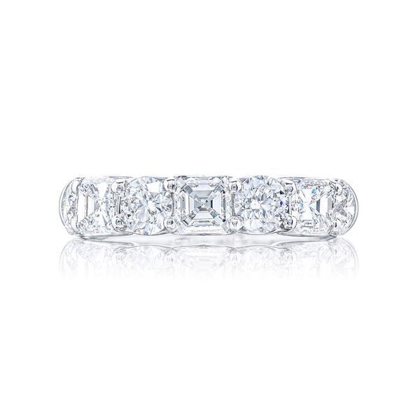 Alternating Round and Emerald-Cut Diamond Wedding Band