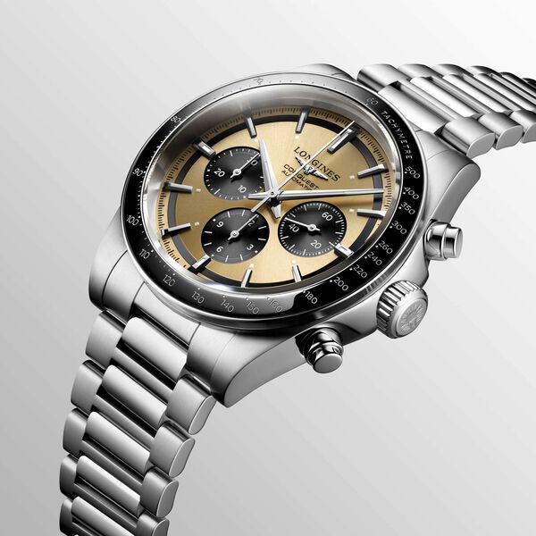 Conquest 42 mm chronograph automatique en acier inoxydable