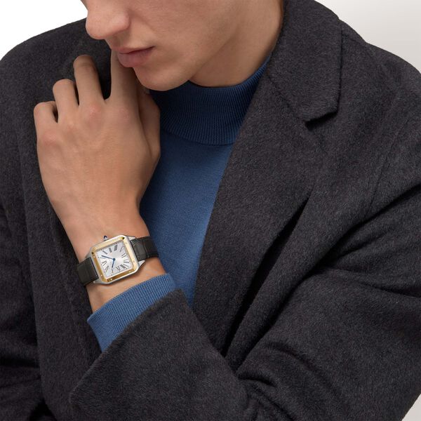 Santos-Dumont 47 X 34 mm automatique en or jaune et acier inoxydable, tr&egrave;s grand mod&egrave;le