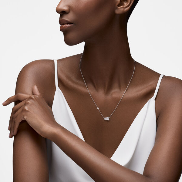 Diamond Necklace in 18K White Gold