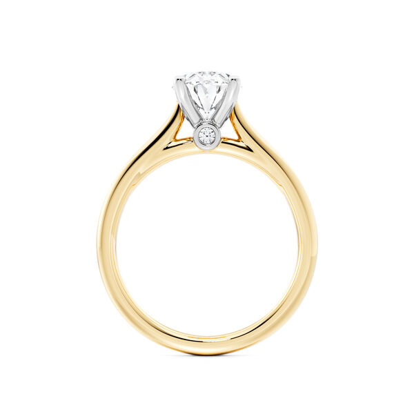 Bague de fian&ccedil;ailles solitaire avec diamant taille ovale en or jaune