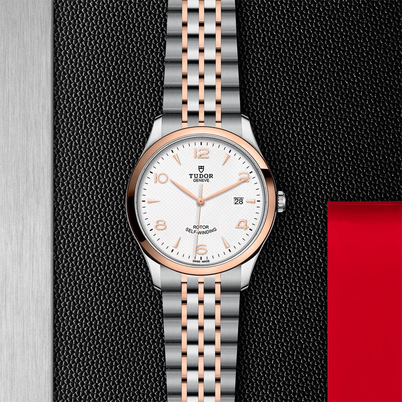  Rose Gold Bezel image number 2