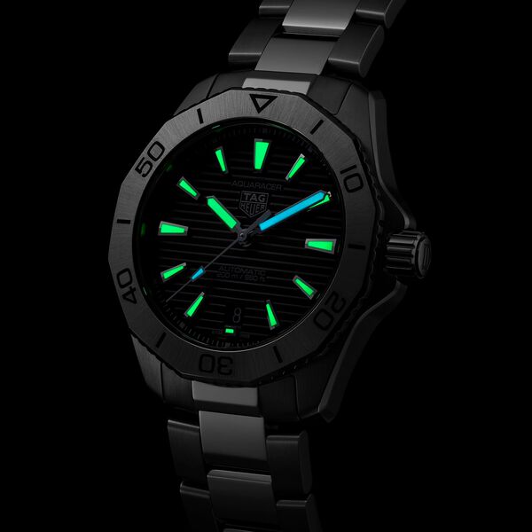 Aquaracer Professional 200 automatique en acier 40 mm