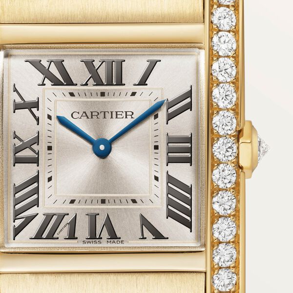 Tank Française Medium Quartz 32 x 27 mm Yellow Gold and Diamond