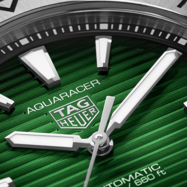 Aquaracer Professional 200 Automatic 40 mm Stainless Steel