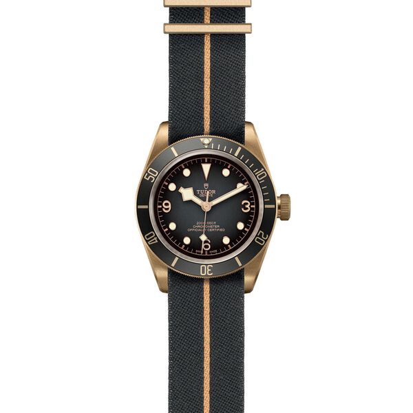 Black Bay Automatic 43 mm Bronze