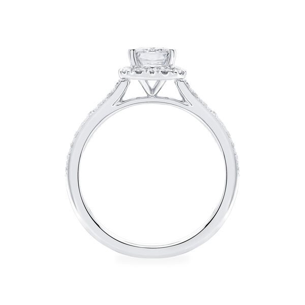 Bague de fiançailles avec diamant de coupe émeraude à double halo pavé de diamants