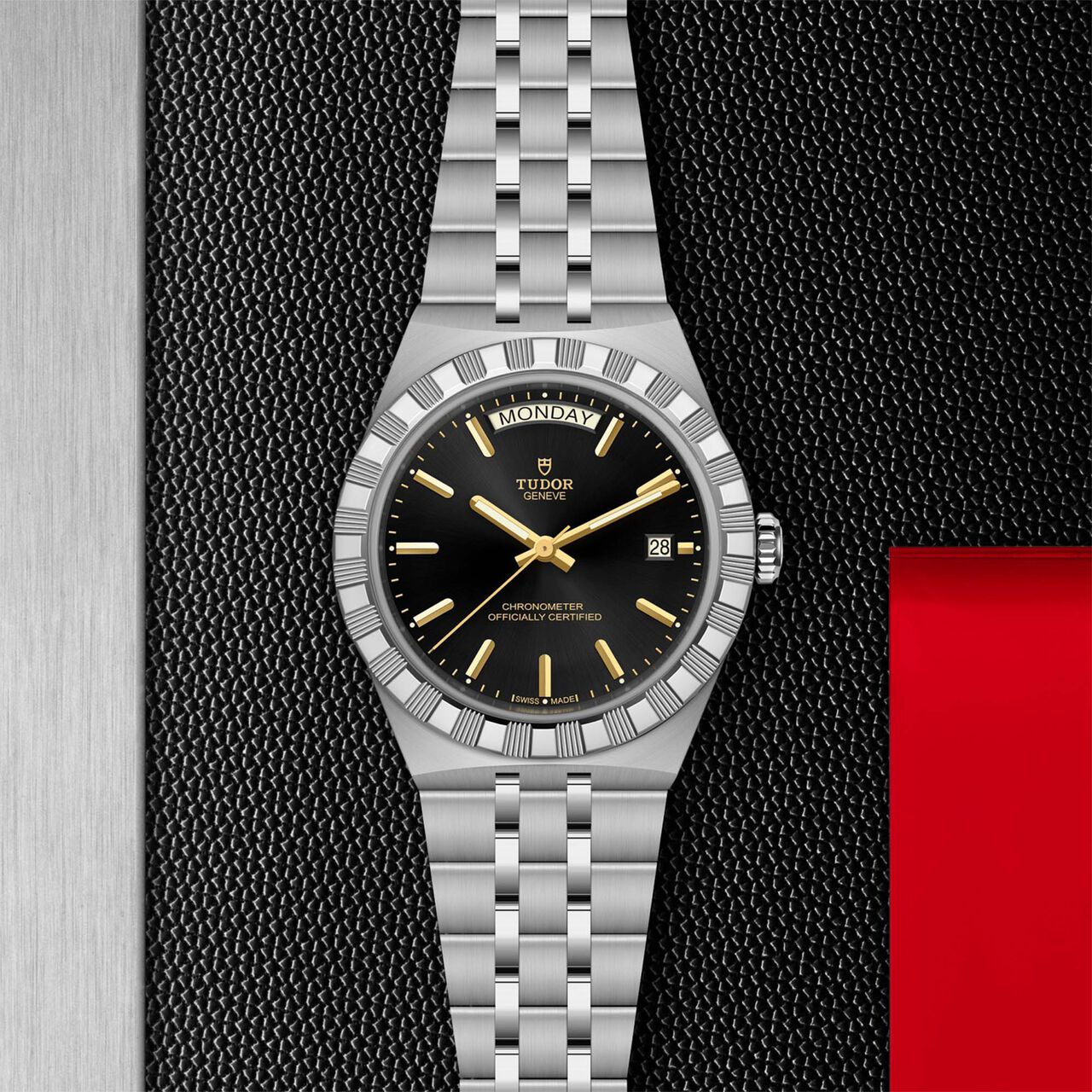 TUDOR Royal Automatic 40 mm Stainless Steel image number 1