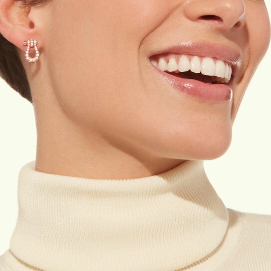 White Gold and Diamond Pavé Stud Earring image number 1