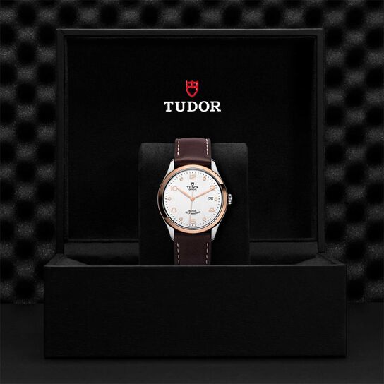  Rose Gold Bezel image number 4