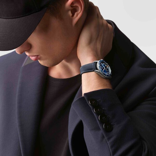 Spirit Zulu 42 mm GMT automatique en acier inoxydable