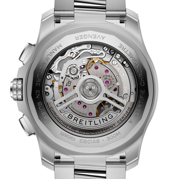 Super Avenger B01 Automatic Chronograph 46 mm Titanium