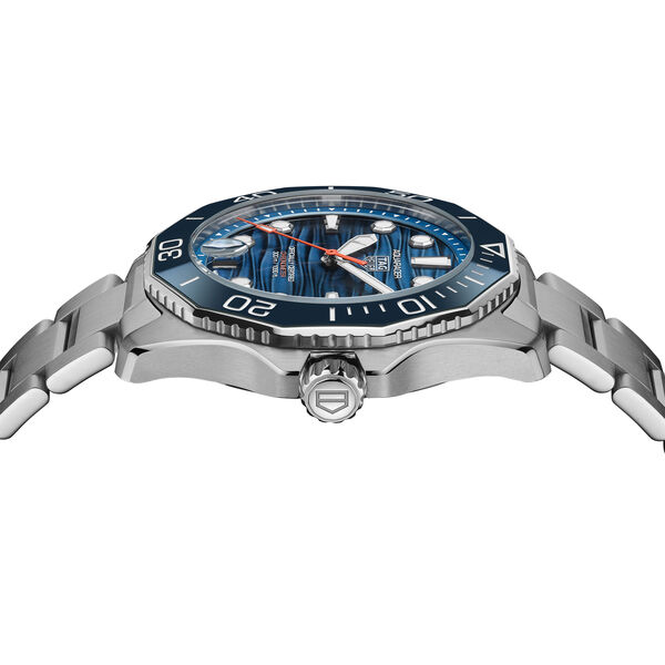 Aquaracer Professional 300  42 mm automatique en acier inoxydable