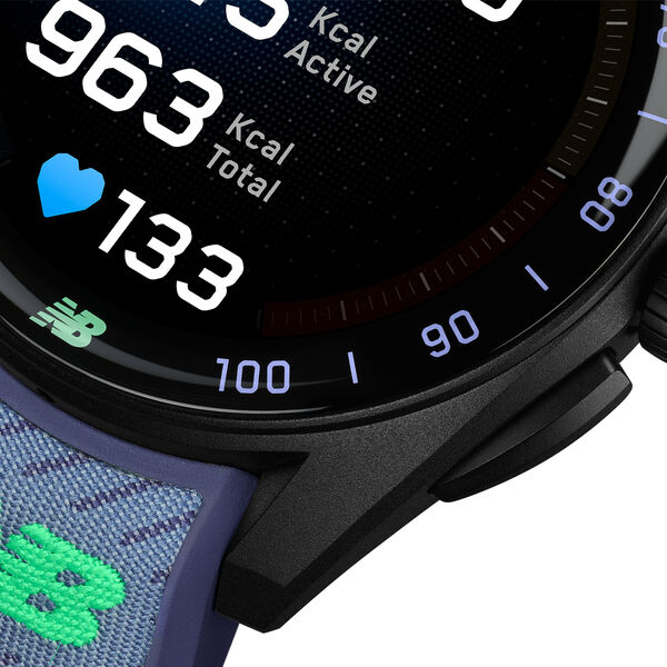 Connected &eacute;dition New Balance Calibre E5 40 mm en titane