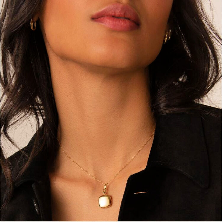 Slim Lockets Viv Yellow Gold Pendant