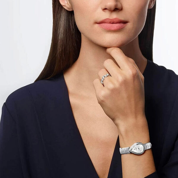 Joséphine Aigrette 27 X 20 mm quartz en  acier inoxydable et diamants