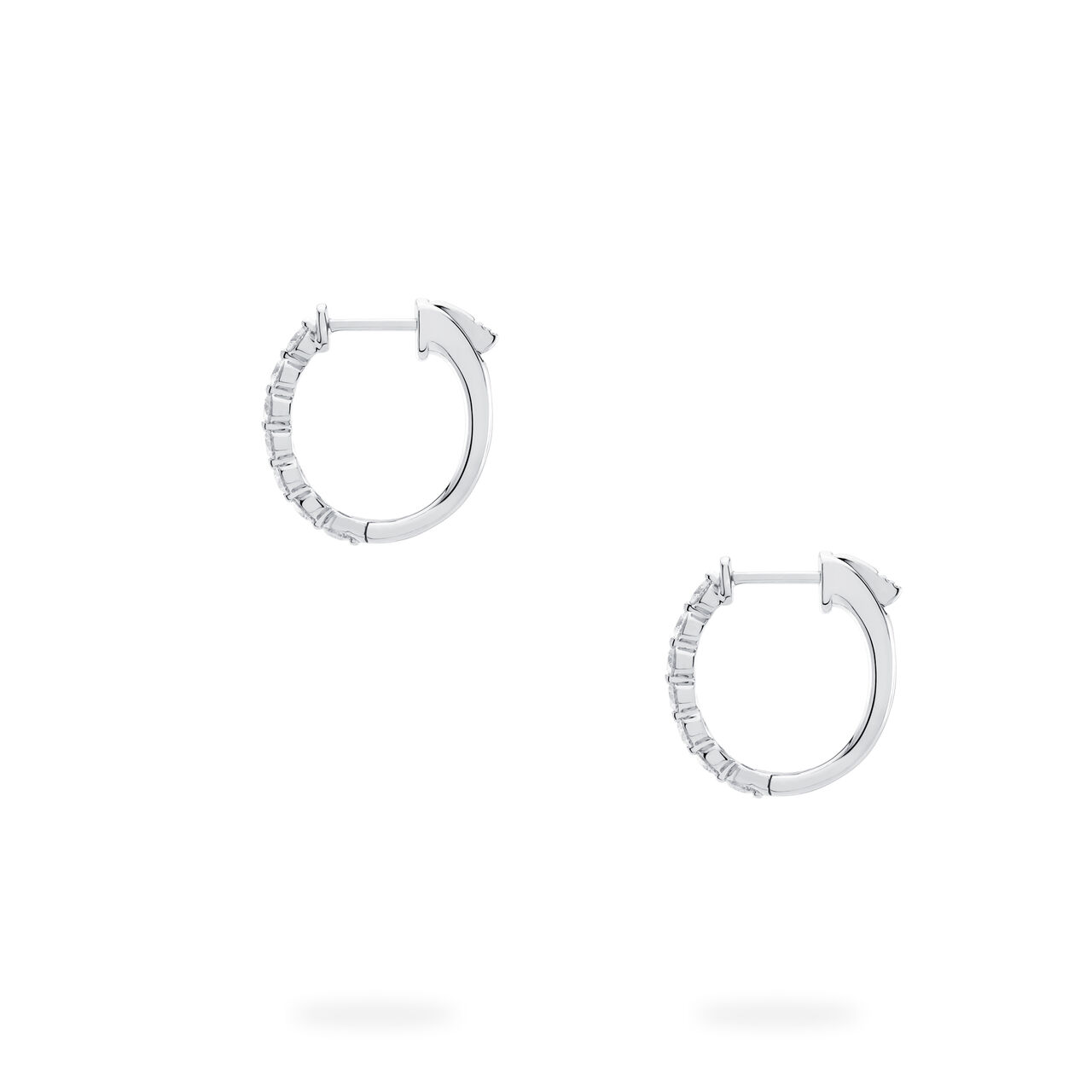 Oval Diamond Earrings Side image number 2