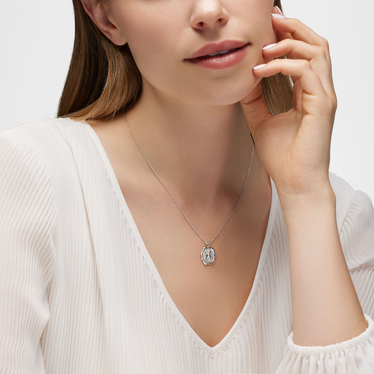 Birks Essentials Zodiac Leo Pendant in Sterling Silver 450017978432 on Model image number 1