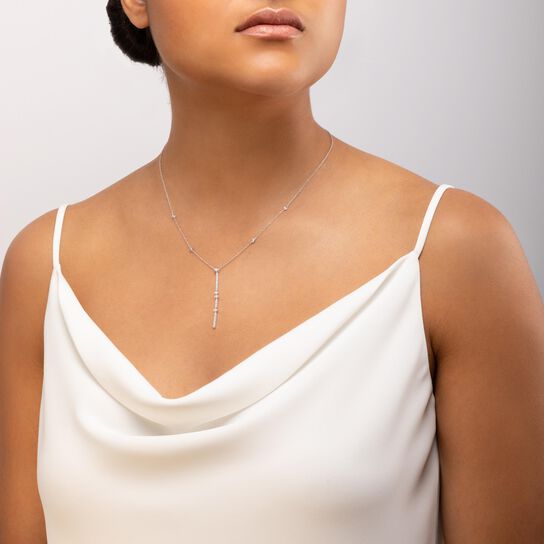 Collier pendant en diamants image number 1