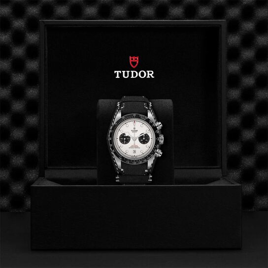 Tudor Black Bay Chrono 41MM Steel Case image number 4