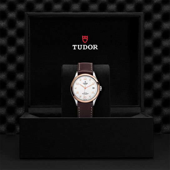  Rose Gold Bezel image number 4