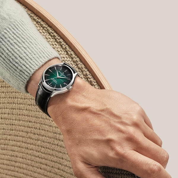 Clifton 40 mm automatique en acier inoxydable