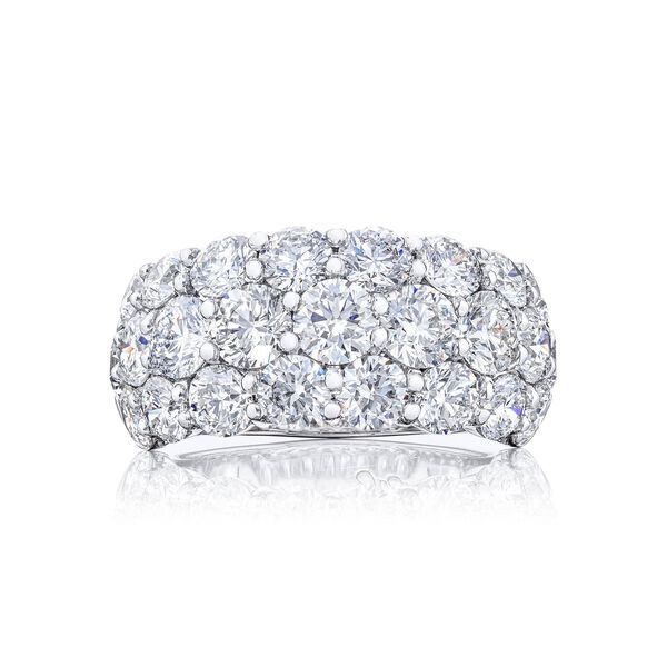 Alliance avec trois rangées de diamants