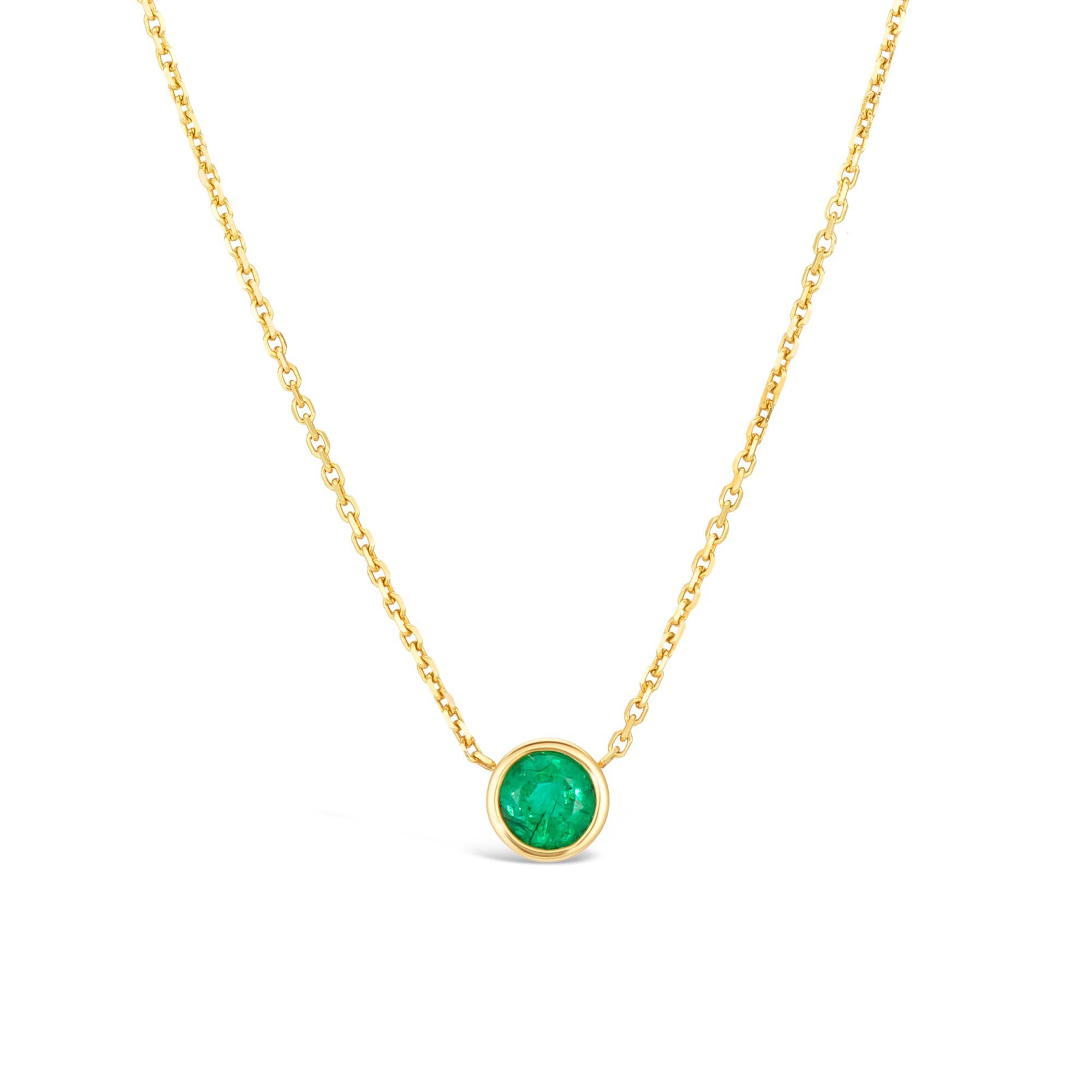 Necklace with emerald pendant sale