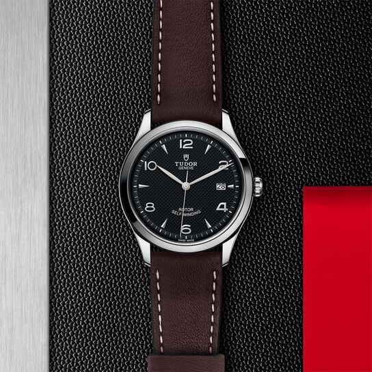  Dark-Coloured Dial image number 2