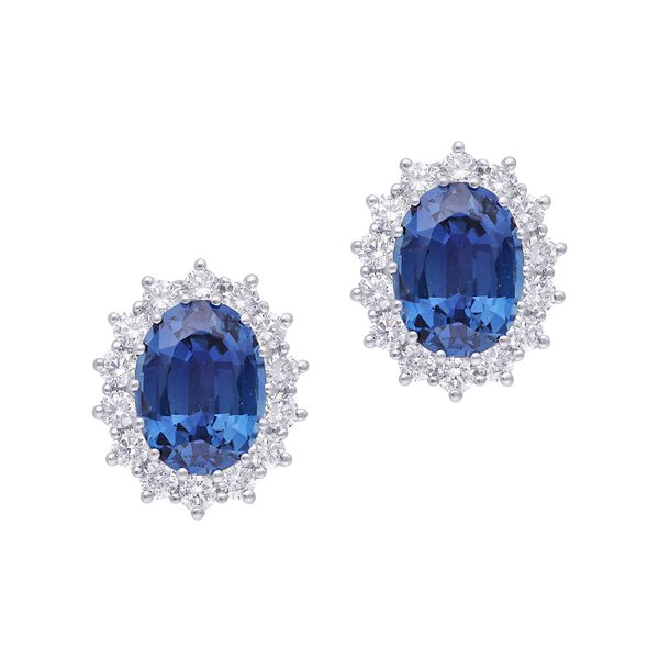 Boucles d'oreilles avec saphirs ovale et halo de diamants