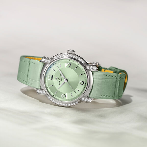 Lady Premier 36 mm automatique en acier inoxydable et diamants