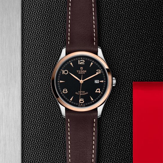 Rose Gold Bezel image number 2