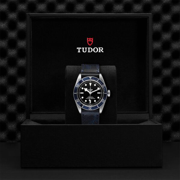 Black Bay Automatic 41 mm Stainless Steel