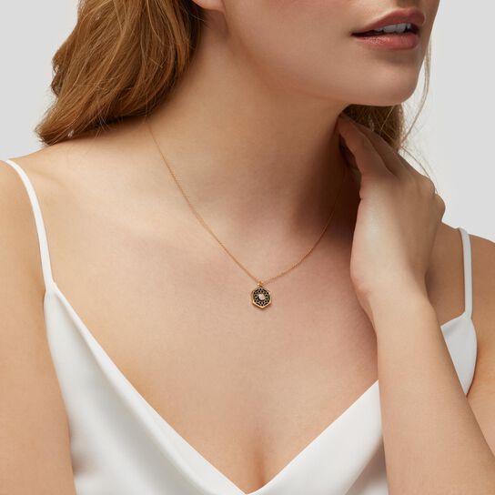 Birks Bee Chic Black Enamel and Diamond Hexagon Medallion in Yellow Gold Model image number 1