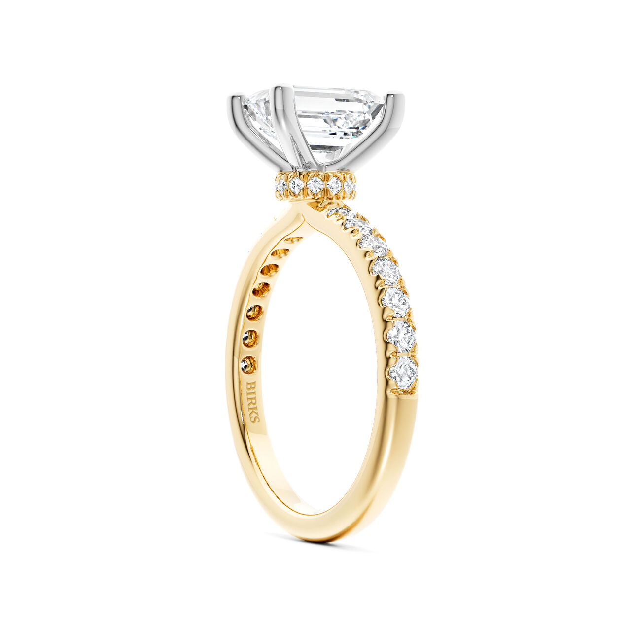 Birks Deco Bague de fian&ccedil;ailles en or jaune &agrave; diamant solitaire rond avec halo cach&eacute; image number 1