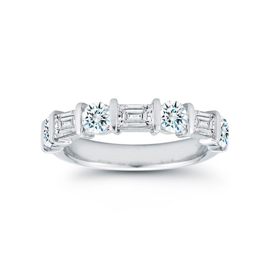 Bijoux Birks Platinum And 1.77Ct Diamond Wedding Band With Tapered Baguettes image number 0
