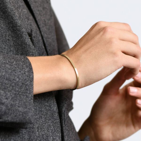 Bracelet ruban en or jaune brossé 7g