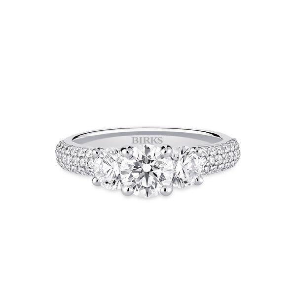 Bague de fiançailles pavé de diamants à trois pierres