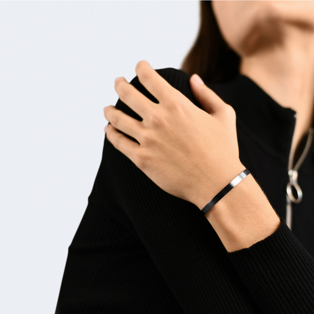 15g Brushed Black Silver Ribbon Bracelet image number 2