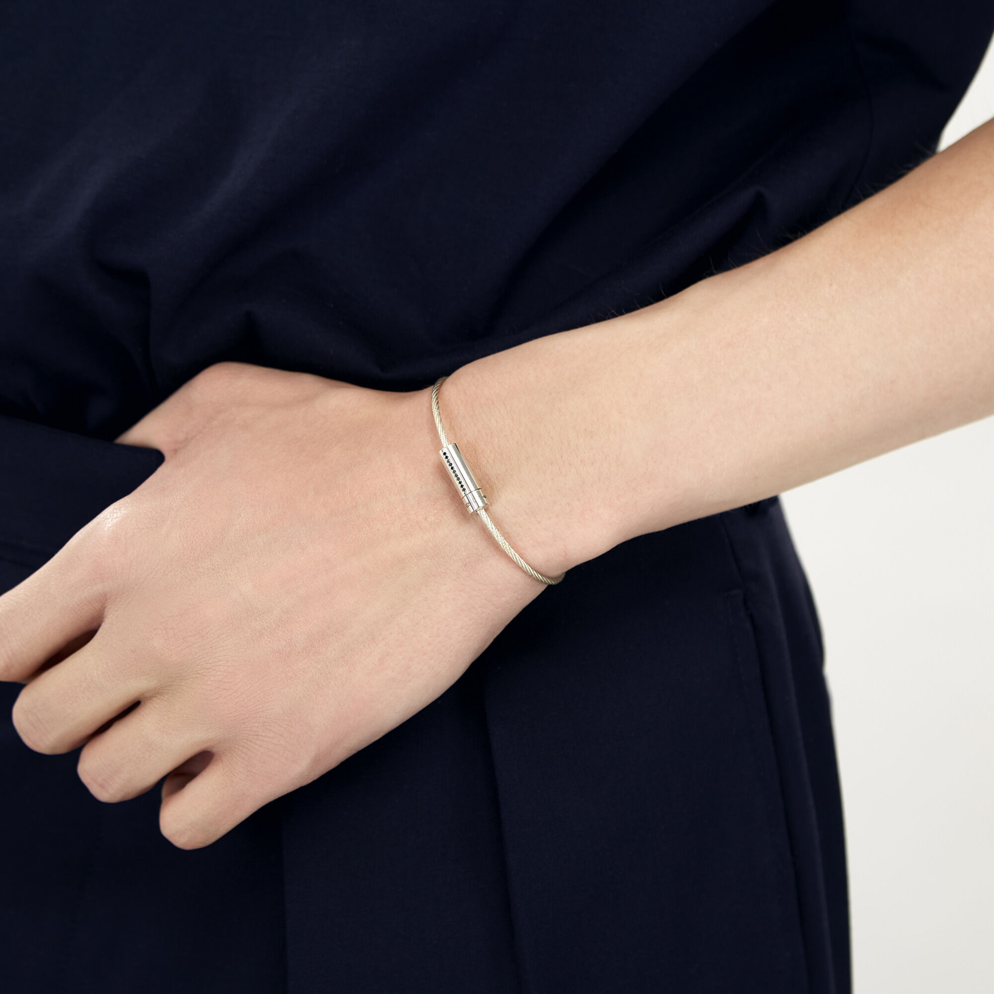 7g Polished Silver Cable Bracelet with Black Diamonds