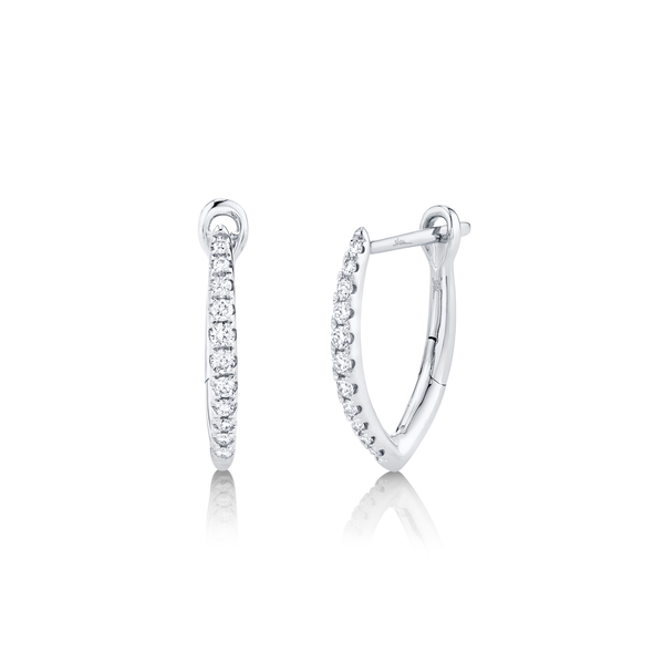Boucles d'oreilles anneaux en or blanc avec pavé de diamants