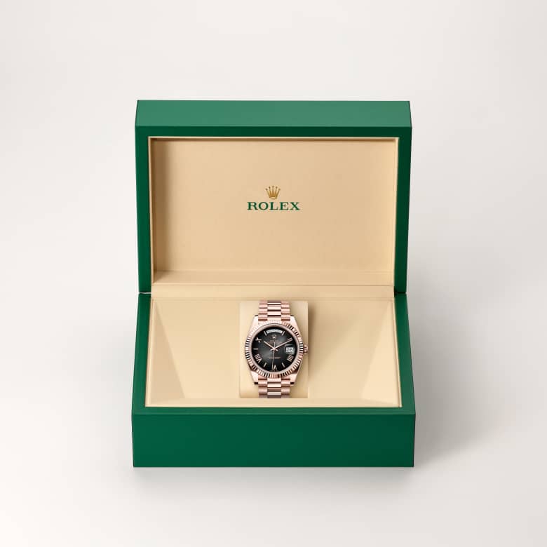 rolex Day-Date in 18 ct Everose gold, M228235-0055 - Maison Birks